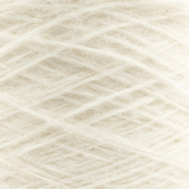 Alba Soft – 56% Alpaca · 36% Polyamide · 8% Wool Fingering yarn by Storai