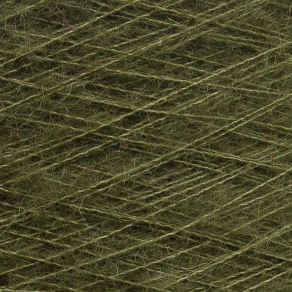 Idol Royal Touch, Collection 27/28 – 62% Baby Alpaca · 38% Silk Cobweb / 1 ply (800m+)/100g yarn by Lanificio Dell'olivo