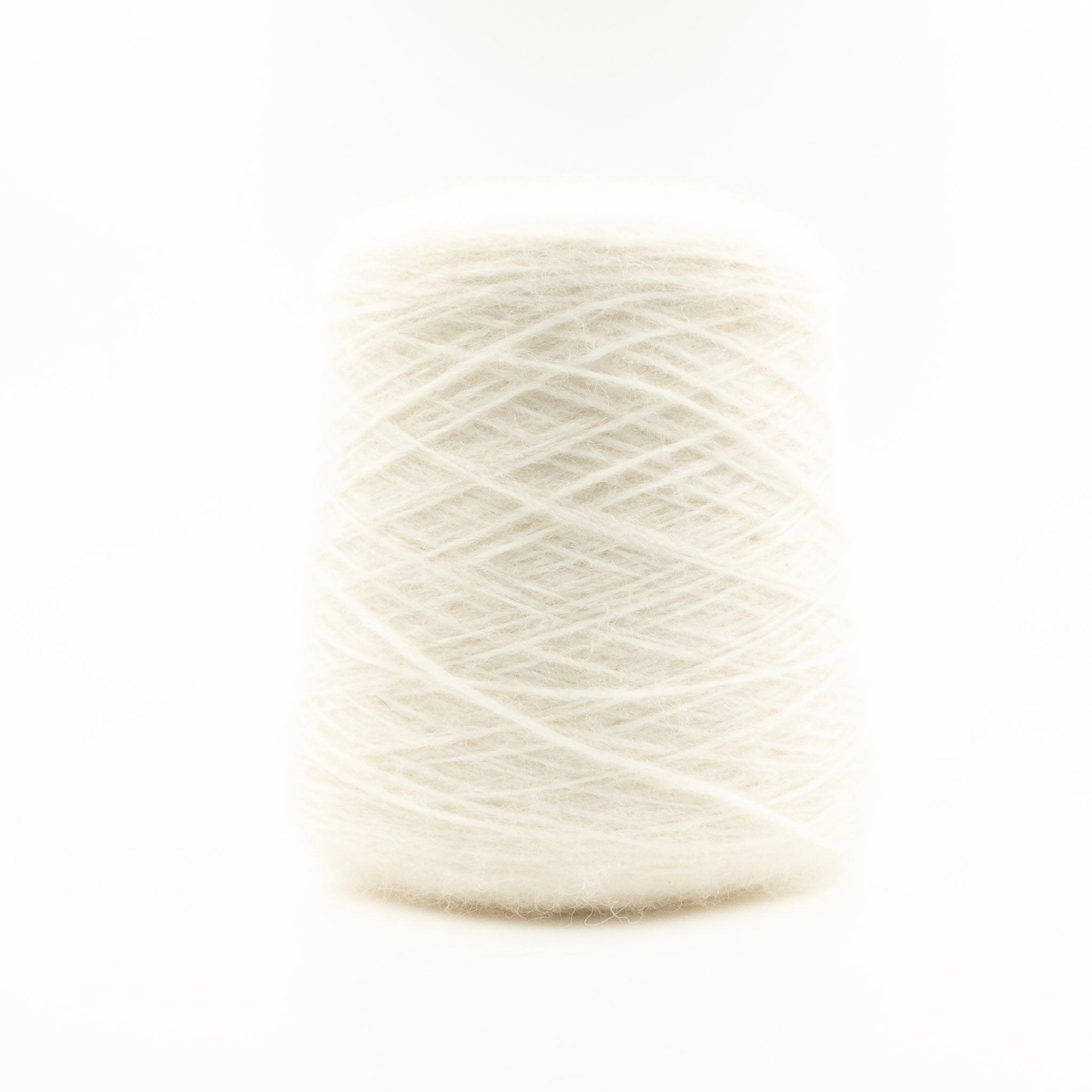 Alba Soft – 56% Alpaca · 36% Polyamide · 8% Wool Fingering yarn by Storai