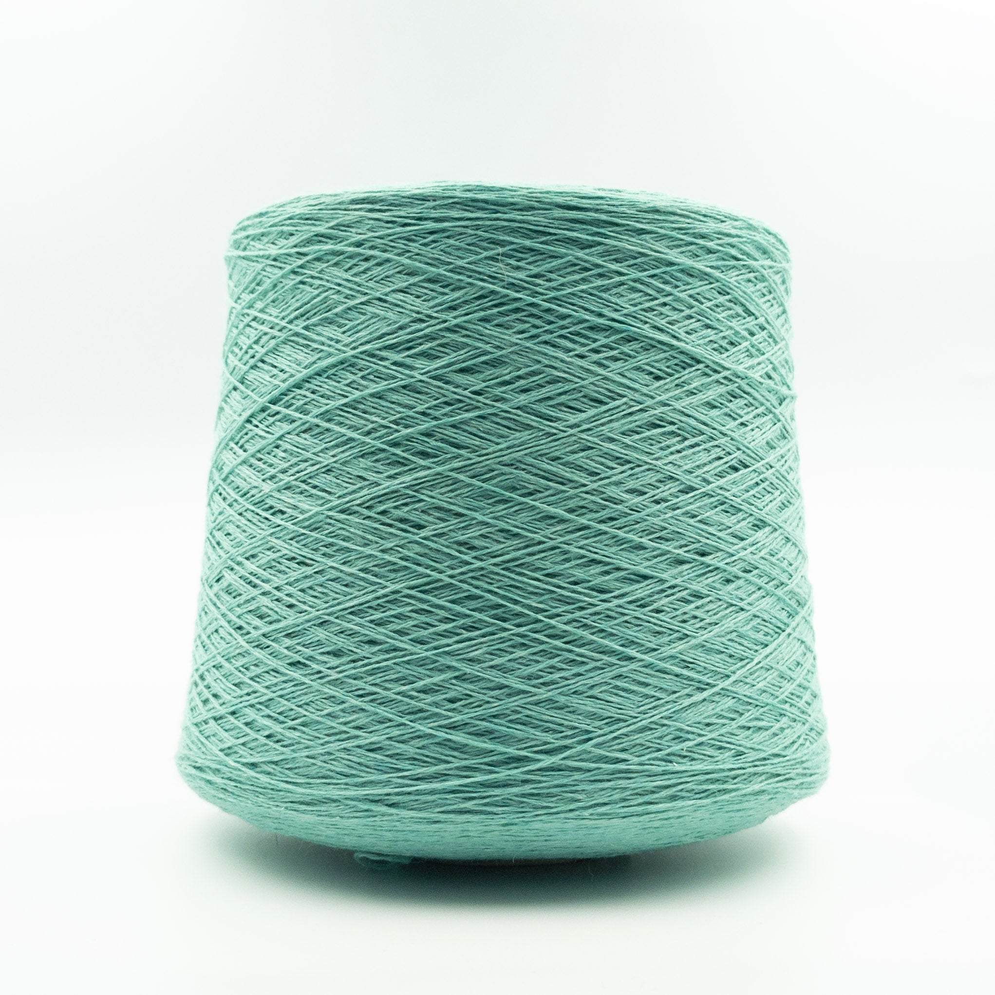 Sigarino – 50% Cashmere · 30% Silk · 20% Wool Lace yarn by The Royal Collection