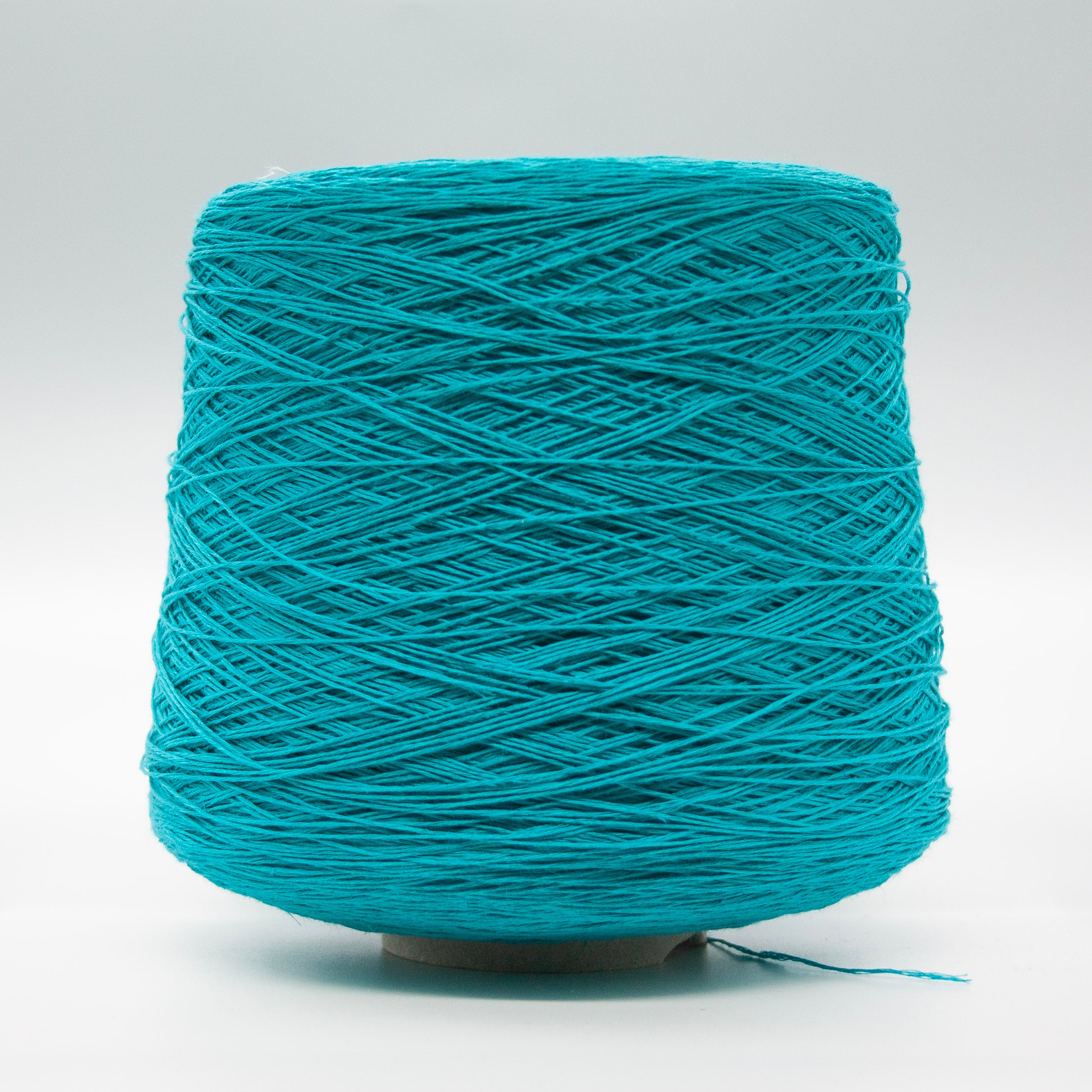 Lino 4500 – 100% Linen Fingering yarn by Storai