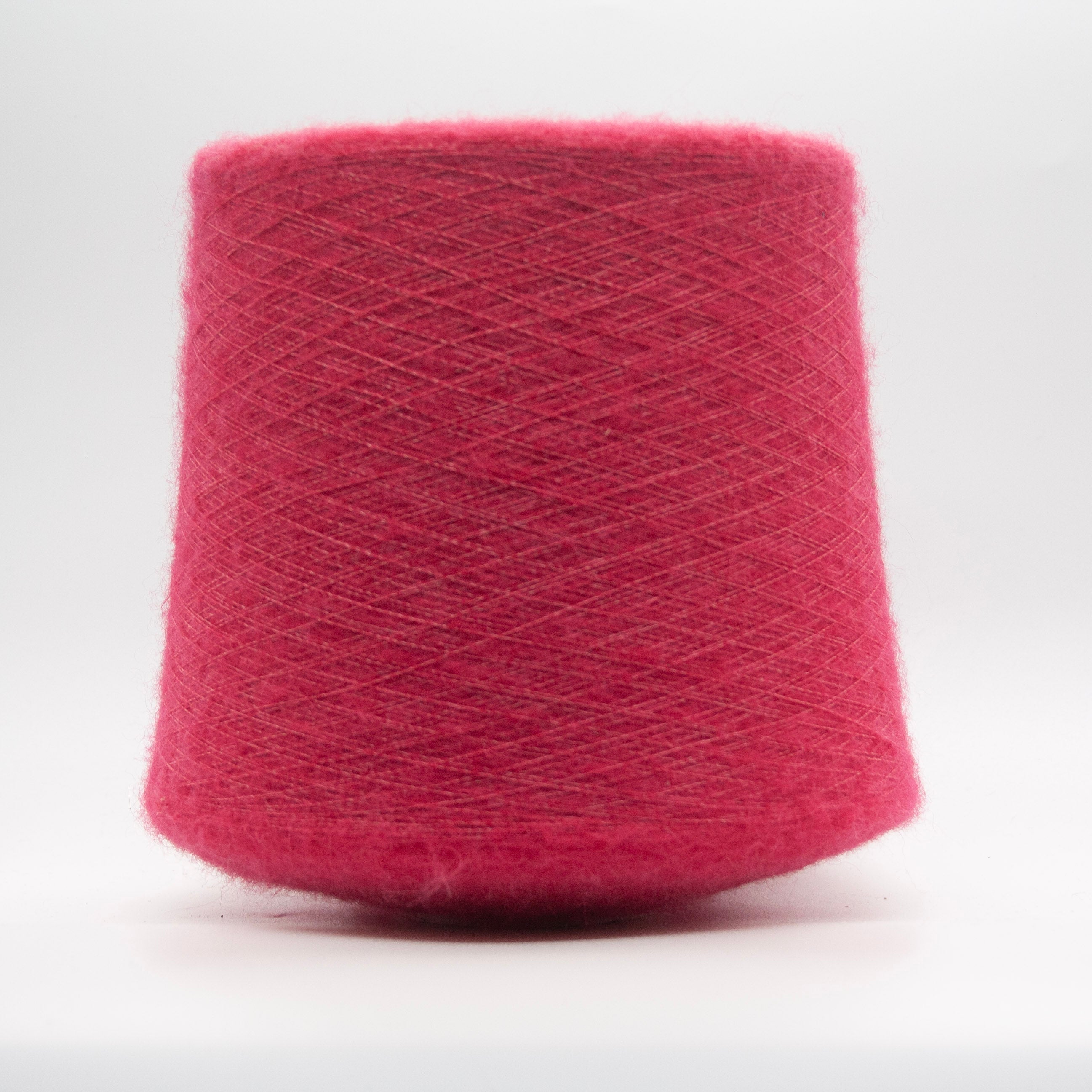 Idol Royal Touch, Collection 27/28 – 62% Baby Alpaca · 38% Silk Cobweb / 1 ply (800m+)/100g yarn by Lanificio Dell'olivo