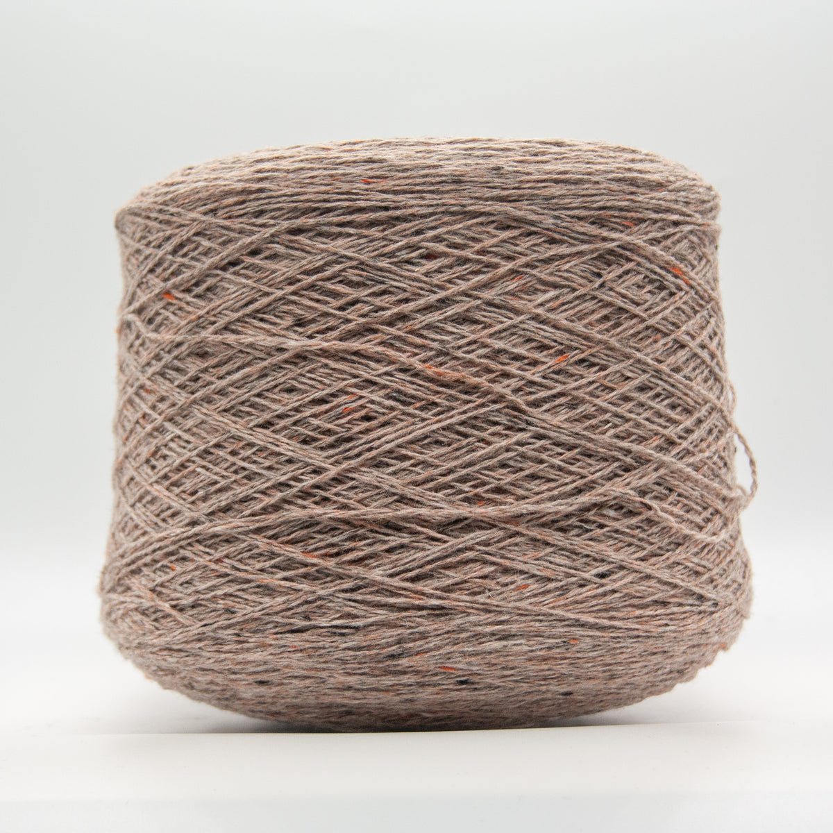 Alba Tweed – 60% Wool · 20% Silk · 20% Polyamide Fingering / 3-4 ply (350-600m)/100g yarn by Millefili