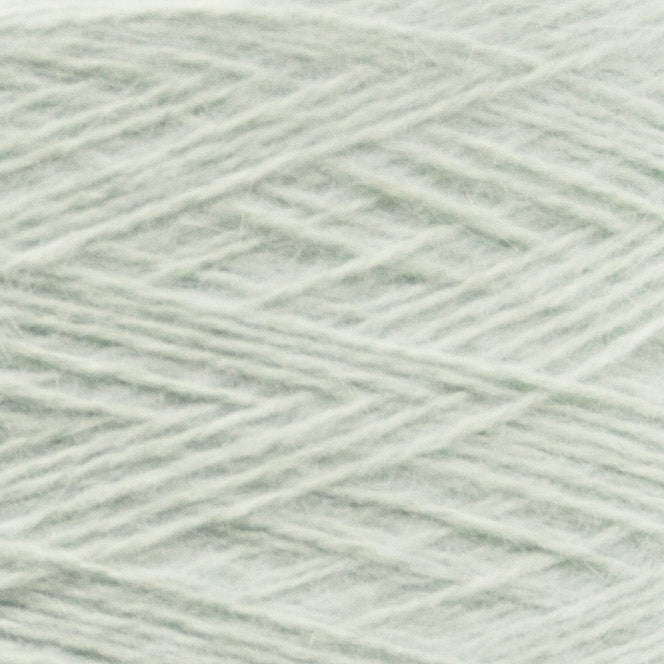 Close up of Angora 70 by Filati Biagioli – Modesto Mint Mist