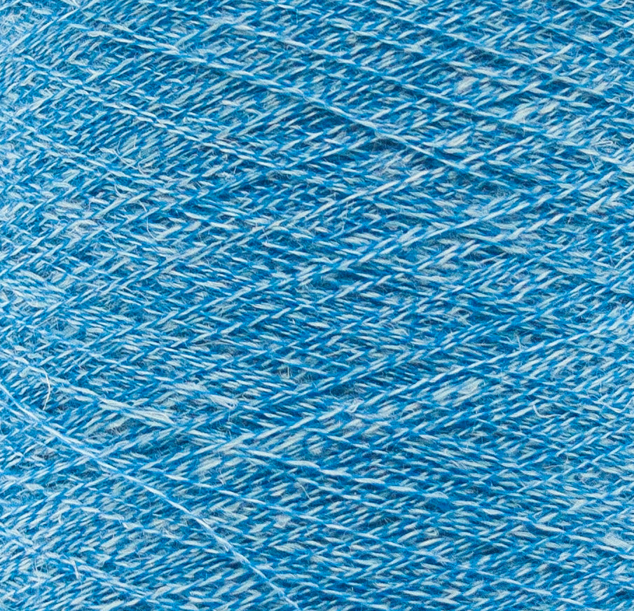 Close up of Gimko by Filati Biagioli – Modesto Aqua Sky