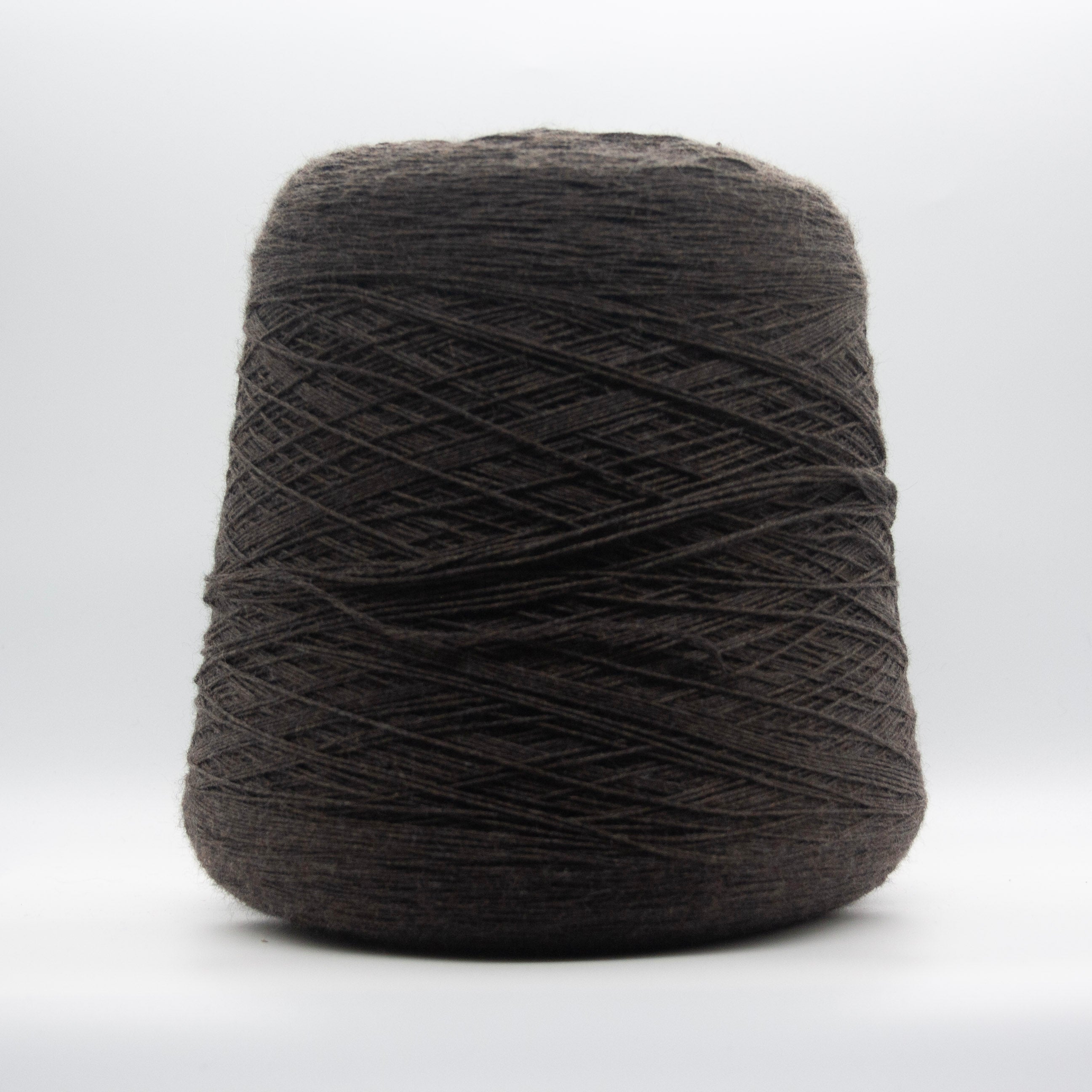 Cone of Merinos 10 44 yarn in Cioccolato Fondente by Filati Venezia