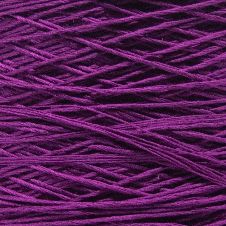 Close up of Seta Schappe by Filati Venezia – Orchidea Fuchsia