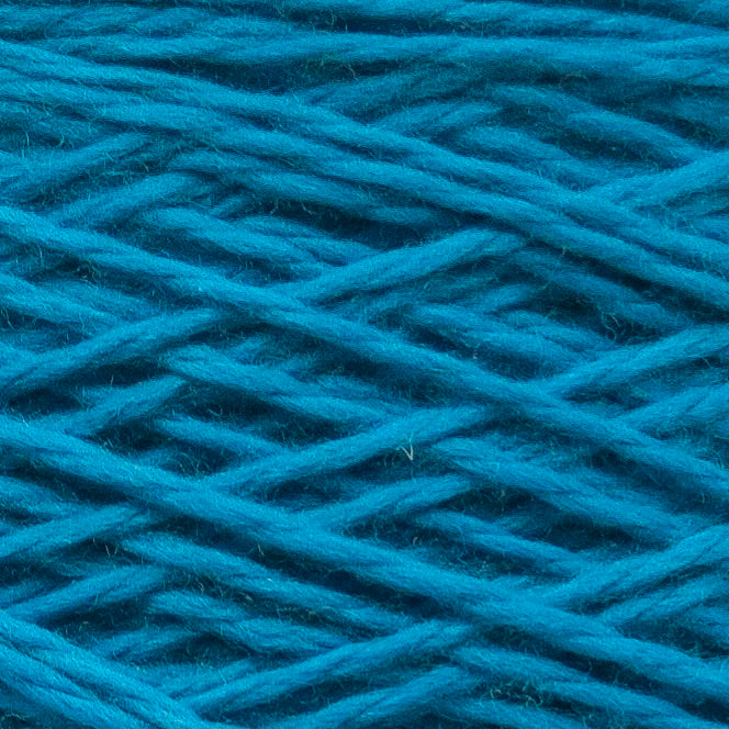 Close up of Sogno by Filati Venezia – Fluo Blu
