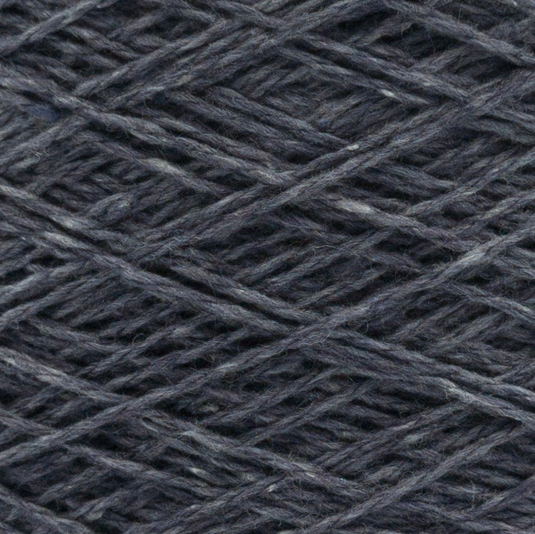 Close up of Venus by Filati Venezia – Graphite Melange